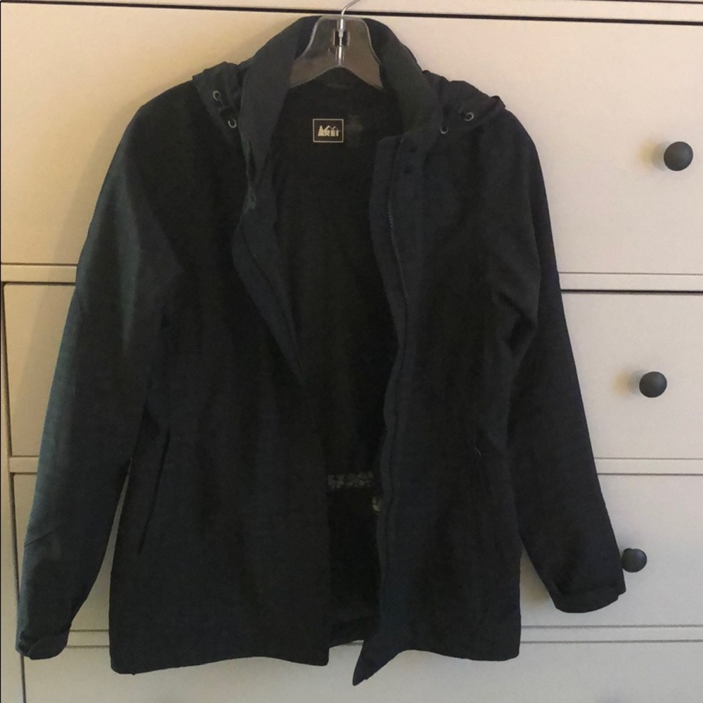 REI Elements Women’s Rain Jacket - size xs